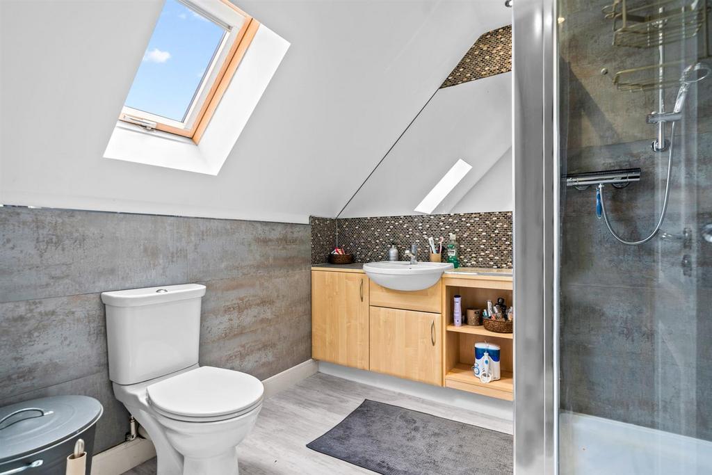 23-web-or-mls-9 CHEAL CLOSE FINISHED EDITS-23.JPG