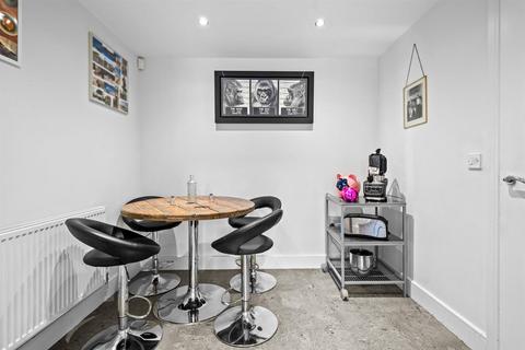 9 Cheal Close, Shardlow, Derby, DE72 2DY