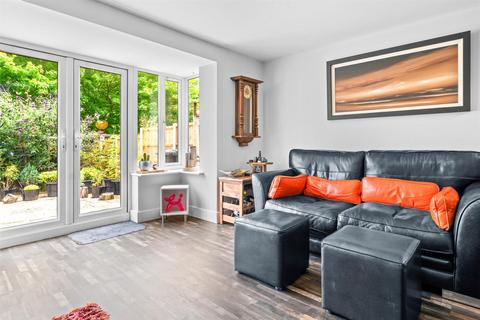 9 Cheal Close, Shardlow, Derby, DE72 2DY