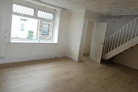 3 bedroom terraced house to rent, Ynysllwyd Street, Aberdare