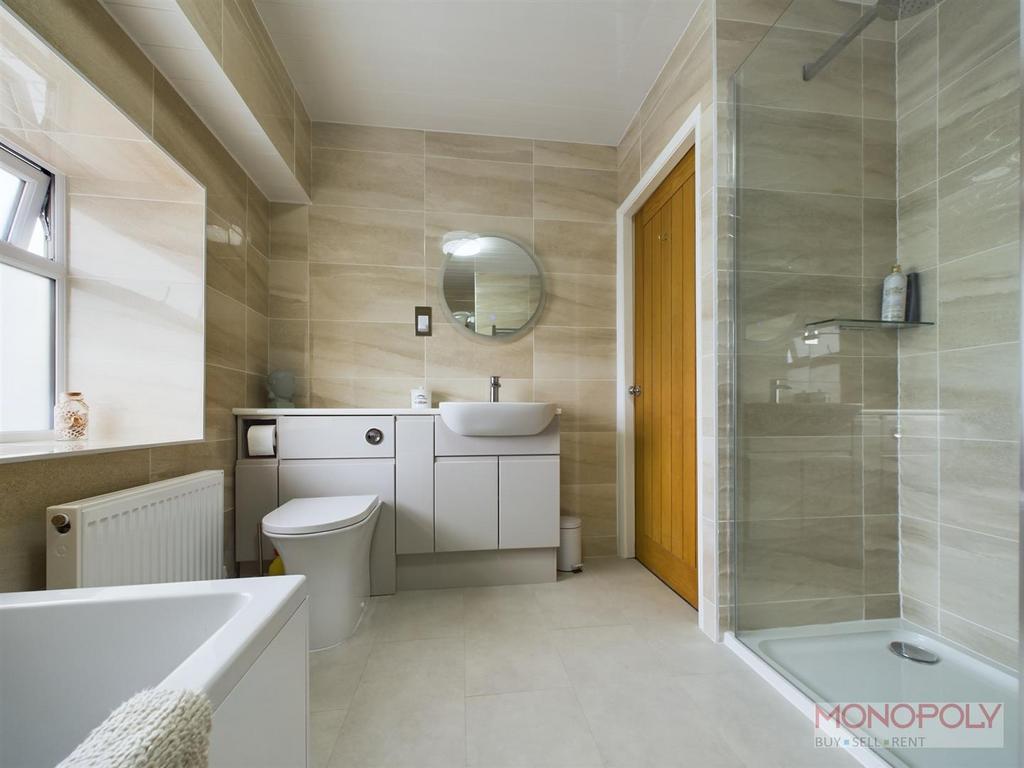 Family bathroom