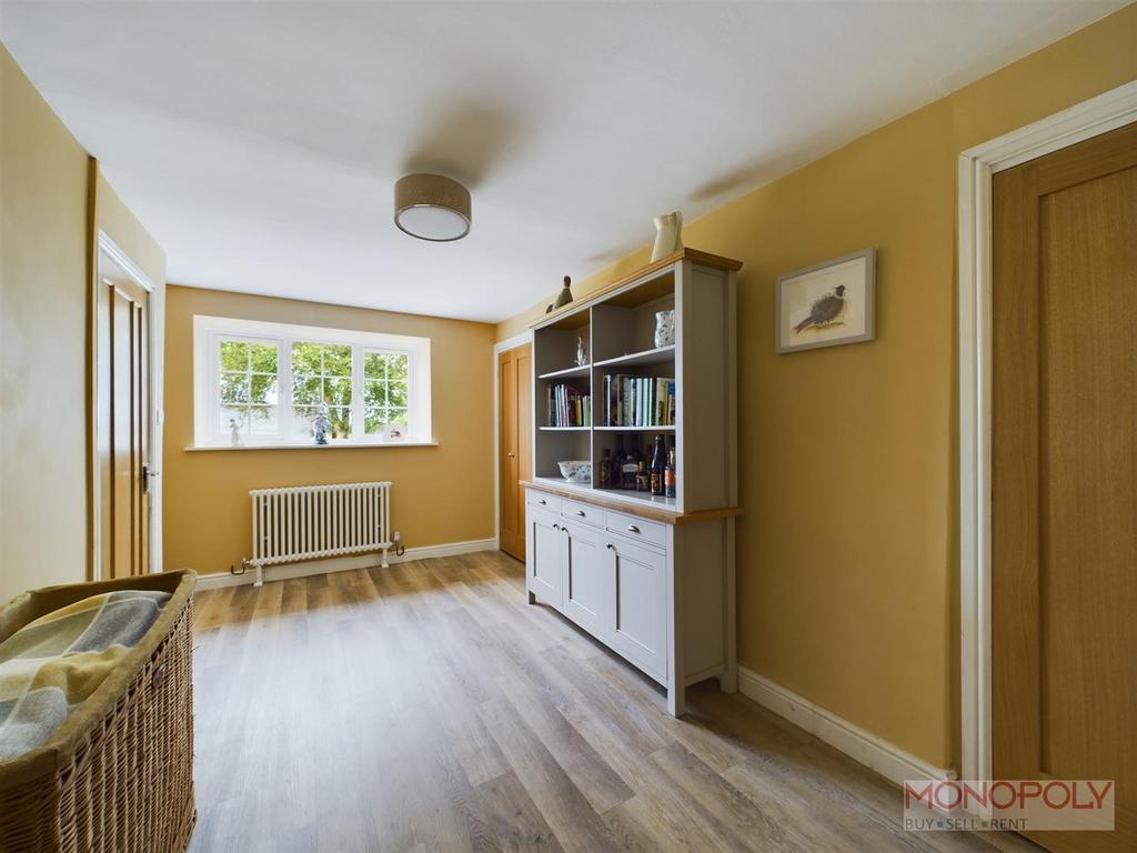 Family/ dining room