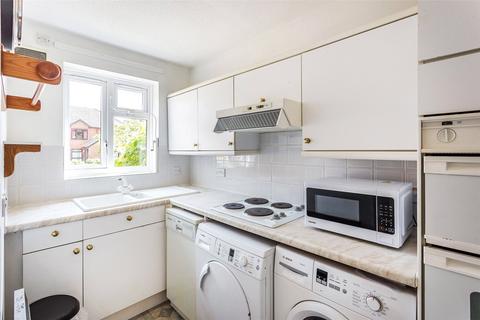 1 bedroom retirement property for sale, Hanover Court, Milton Court Lane, Dorking, Surrey, RH4