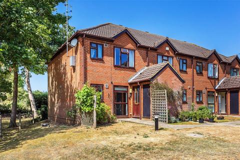 1 bedroom retirement property for sale, Hanover Court, Milton Court Lane, Dorking, Surrey, RH4