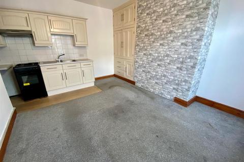 1 bedroom terraced house for sale, Church Street, Crosland Moor