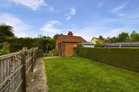 3 bedroom terraced house for sale, Lindum Terrace, Louth LN11