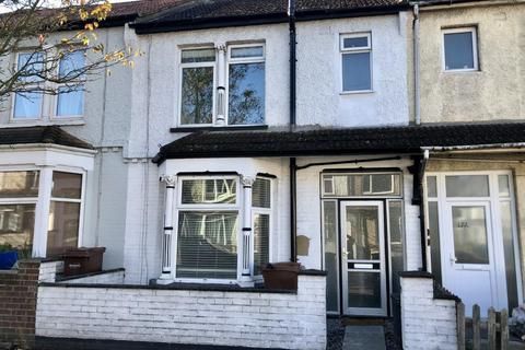 3 bedroom house to rent, St. Johns Road, Gillingham