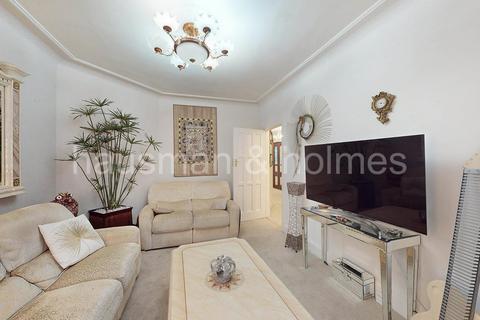5 bedroom house for sale, St. Georges Road, NW11