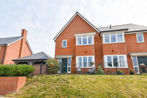3 bedroom semi-detached house for sale, Greystone Square, Wouldham