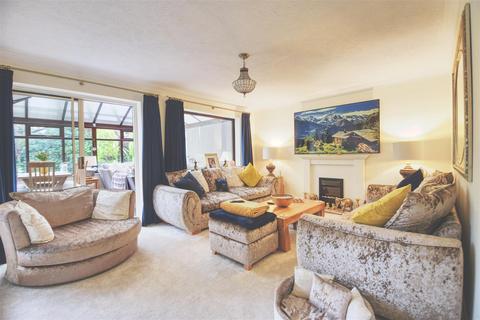 3 Robin Hill, Bexhill-on-sea, TN39 4QS