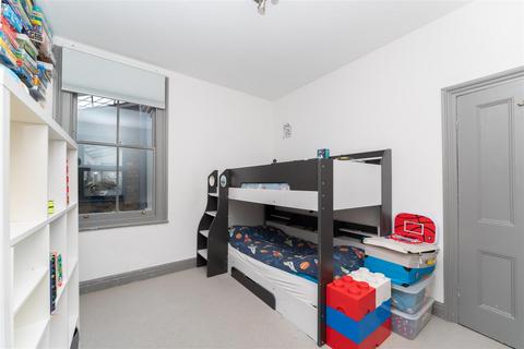 14 Junction Road, London, W5 4XL