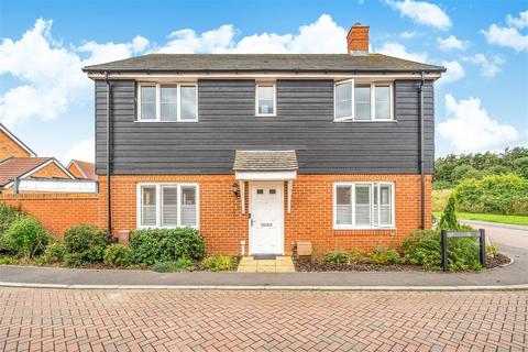 4 bedroom detached house for sale, Locks Way, Yapton