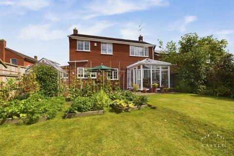 4 bedroom detached house for sale, Wesley Close, Sapcote, Leicester