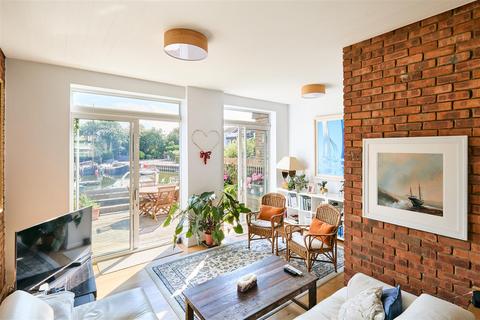 4 bedroom terraced house for sale, Chiswick Quay, Chiswick, W4