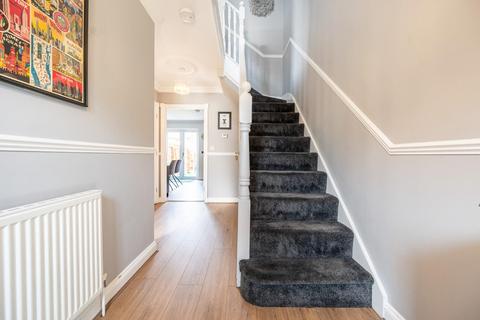 10 Buckthorn Road, Dunmow, CM6 1HZ