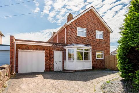 3 bedroom house for sale, Leighton Avenue, Worthing