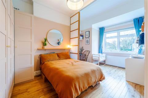 1 bedroom maisonette for sale, Selhurst Road, London