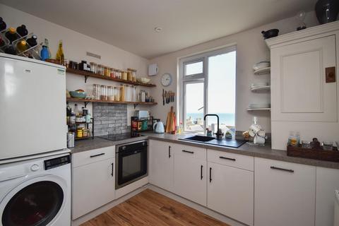 2 bedroom flat for sale, St. Margarets Road, St. Leonards-On-Sea