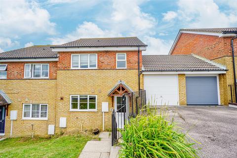 St Leonards On Sea - 3 bedroom semi-detached house for sale