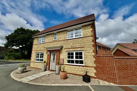 3 bedroom detached house for sale, Filbert Street, Chippenham SN15