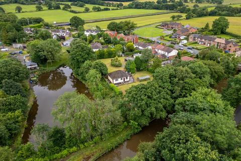 2 bedroom detached house for sale, New Road, Moreton, Congleton