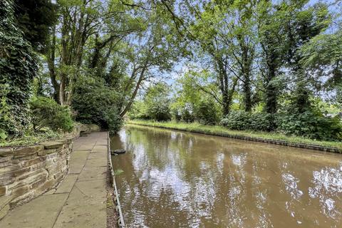 2 bedroom detached house for sale, New Road, Moreton, Congleton