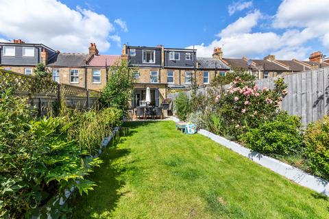 66 Edna Road, Raynes Park, London, SW20 8BT