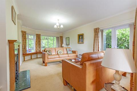 2 bedroom bungalow for sale, Parsonage Croft, Bakewell