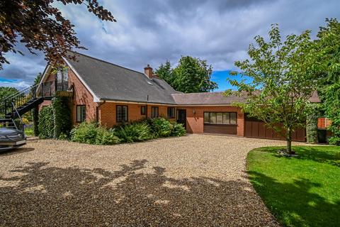 4 bedroom detached bungalow for sale, Orchard Bungalow, Hilton, Bridgnorth