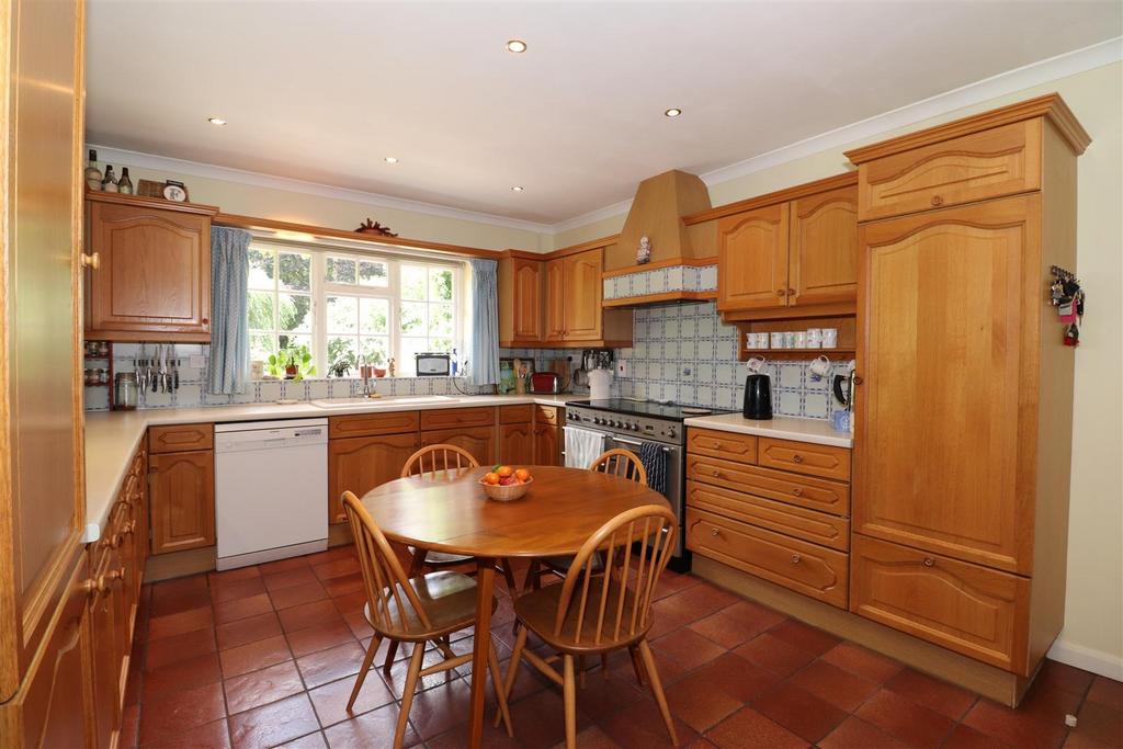 Kitchen/Breakfast Room