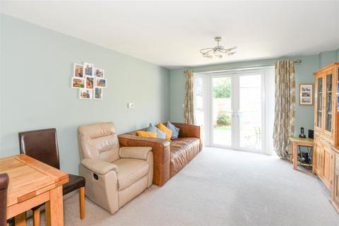 3 bedroom townhouse for sale, St. James Gardens, Trowbridge