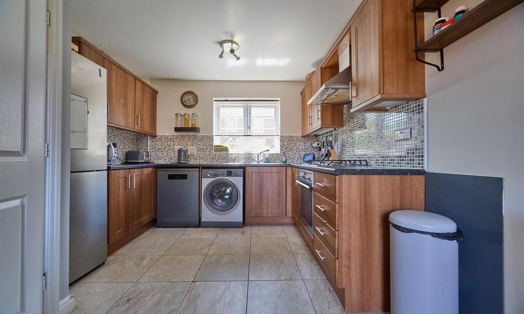 Kitchen dining room