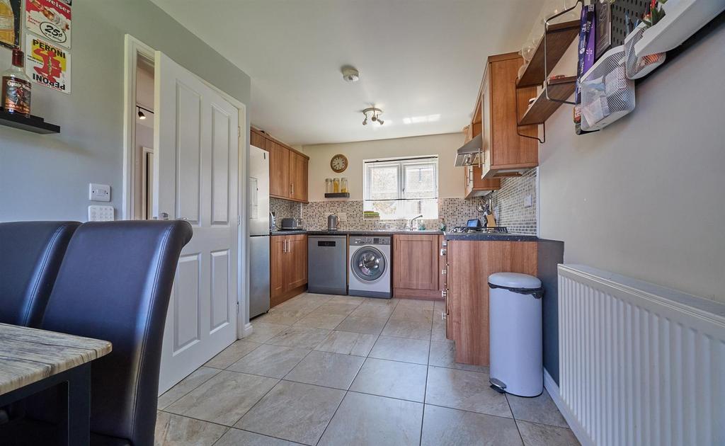 Kitchen dining room