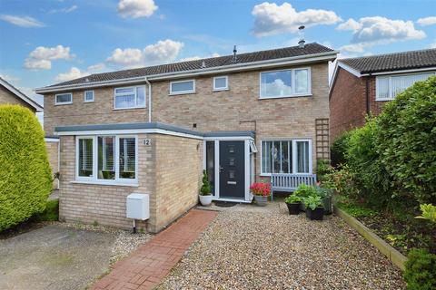 4 bedroom semi-detached house for sale, Hazel Avenue, Sheringham