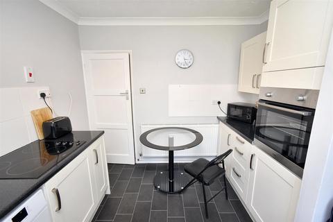 2 bedroom apartment for sale, Baysdale Avenue, Corby NN17