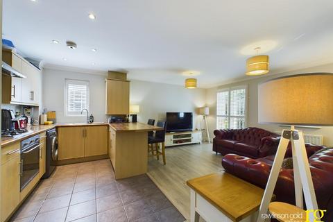 2 bedroom flat for sale, Collapit Close, Harrow