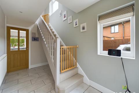 3 bedroom semi-detached house for sale, Cherry Tree Drive, Oswestry