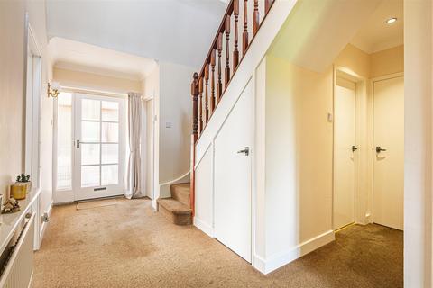 90 Devonshire Road, Dore, Sheffield, S17 3NW
