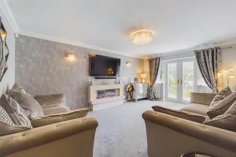 5 bedroom detached house for sale, Mapperley Plains, Nottingham NG3