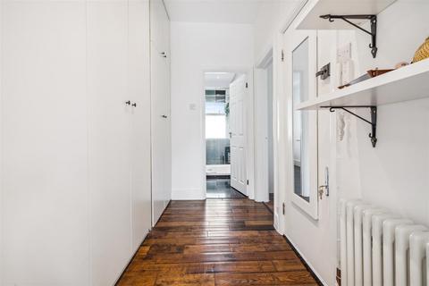 11b Marlborough Road, London, W4 4EU