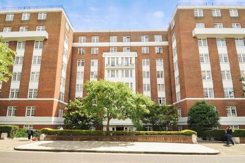 1 bedroom apartment to rent, Langford Court, Abbey Road, London NW8