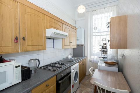 1 bedroom in a flat share to rent, Westgate Terrace, Chelsea, SW10