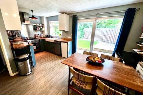 3 bedroom townhouse for sale, 28 Totley Brook Way Totley Sheffield S17 3PW