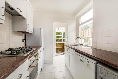 2 bedroom end of terrace house for sale, New Road, Richmond, TW10