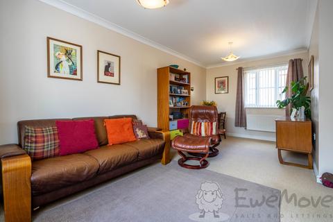 14 Clematis Way, Wymondham, NR18 0FX