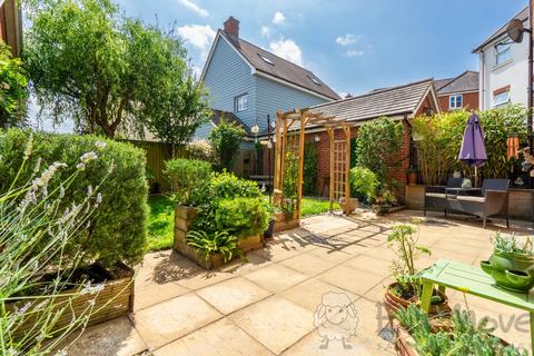 14 Clematis Way, Wymondham, NR18 0FX