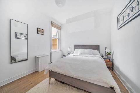 2 bedroom flat to rent, Aldworth Road, Stratford, London, E15