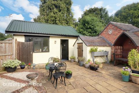 2 bedroom detached bungalow for sale, Balterley Green Road, Crewe