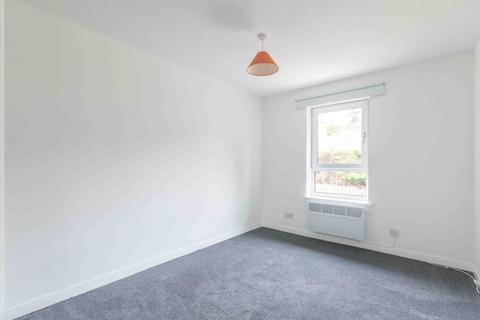 1 bedroom flat to rent, 1197L – St Katharine's Brae, Edinburgh, EH16 6QR