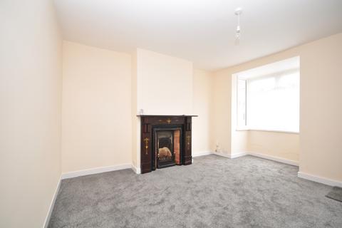 3 bedroom terraced house to rent, High Street Rainham ME8